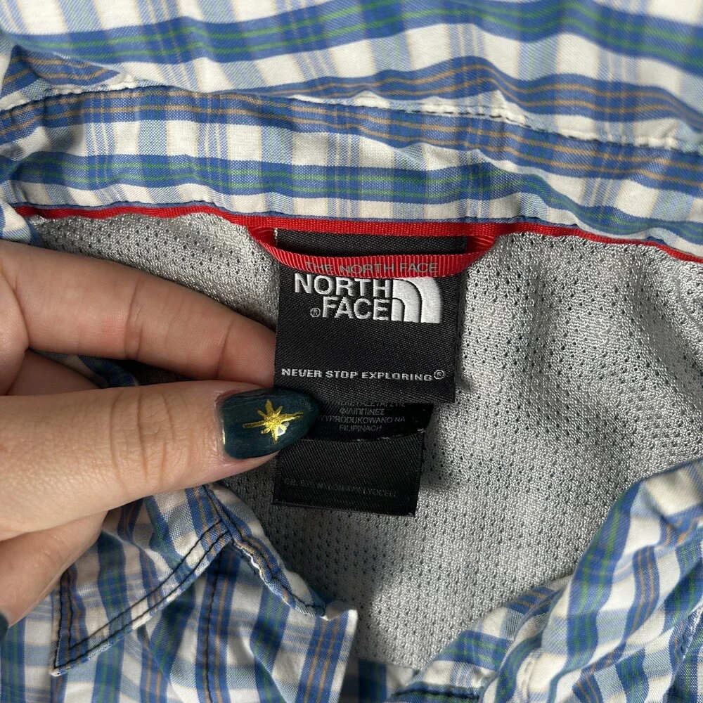 The North Face Shirt Mens Medium Blue Short Sleeve Button Up Outdoor Hiking